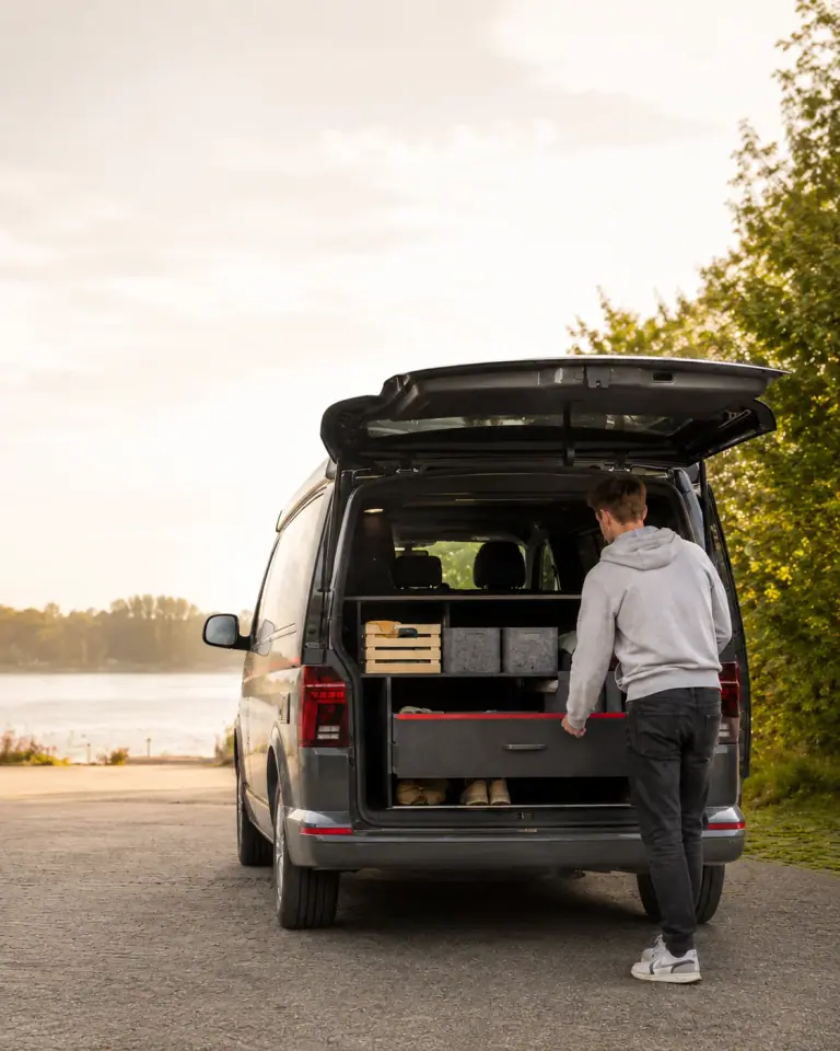 Heckschrank einbauen lassen VW T6/T6.1 – GEYERLINER Markkleeberg, deutschlandweit