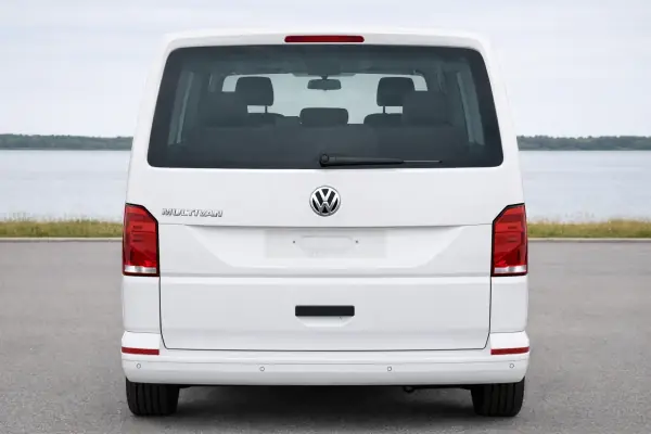 VW T6 Camper Heckklappe vs. Flügeltüren – Vergleich für den Campingausbau