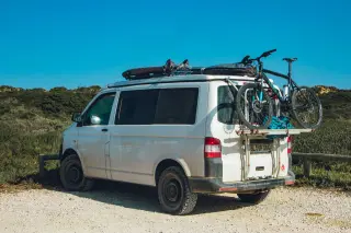 VW T6 Camper Fahrradträger nachrüsten: Dach, Heck oder Kupplung?